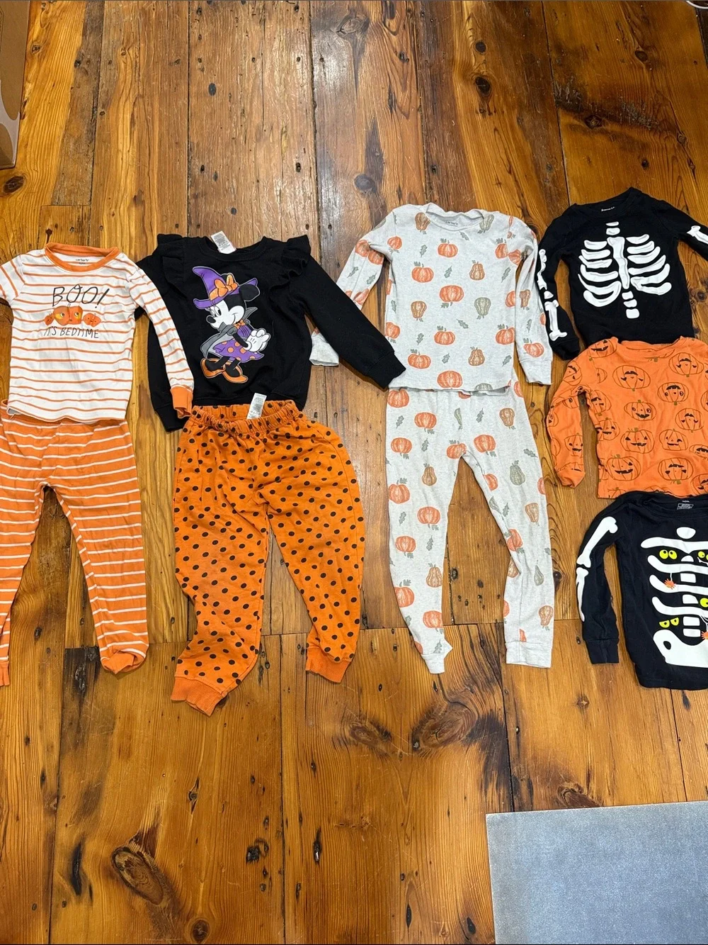 Kids Halloween Pajama Set - Pumpkin & Skeleton Styles size 3T, 4T, 5T